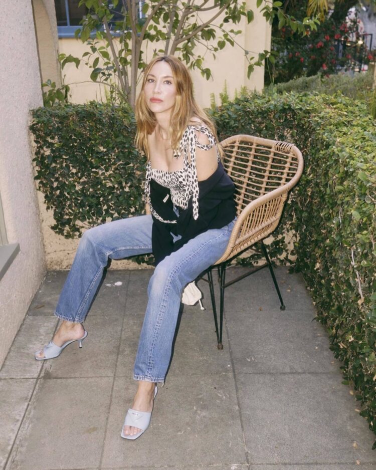 nikki deroest feet 1