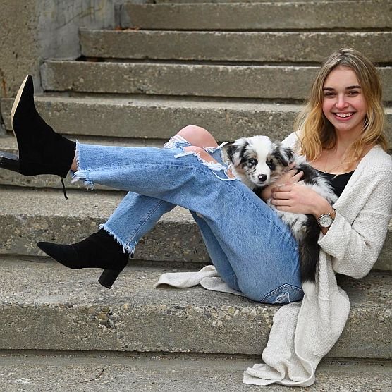 nikki roumeliotis feet 5