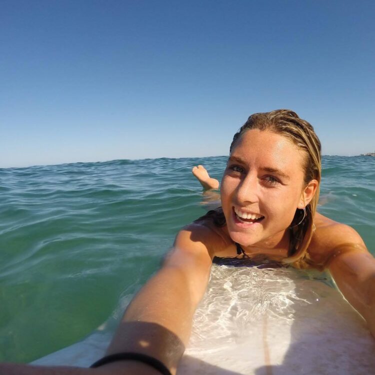 nikki van dijk feet 2