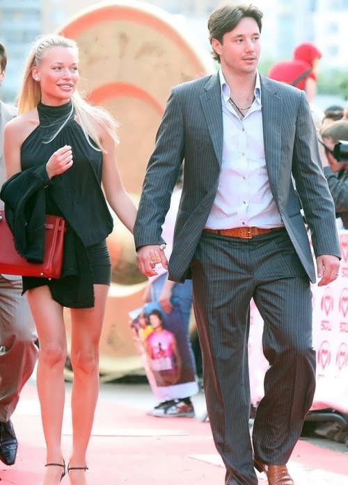 nikol kovalchuk feet 5