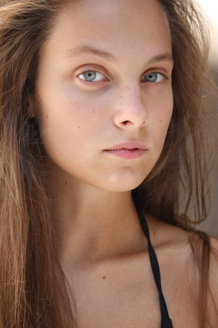 nikola osipova feet 4