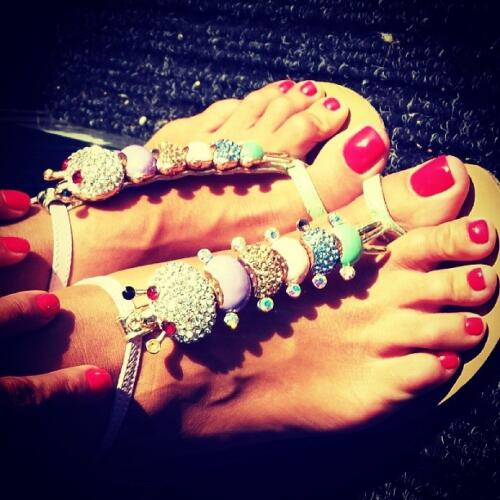 nikoleta lozanova feet