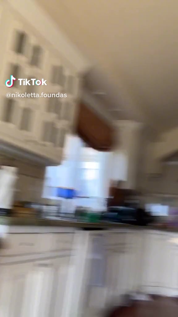 nikoletta foundas feet 1