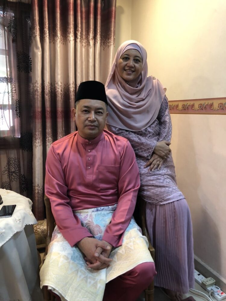 nila hikmahana feet 2