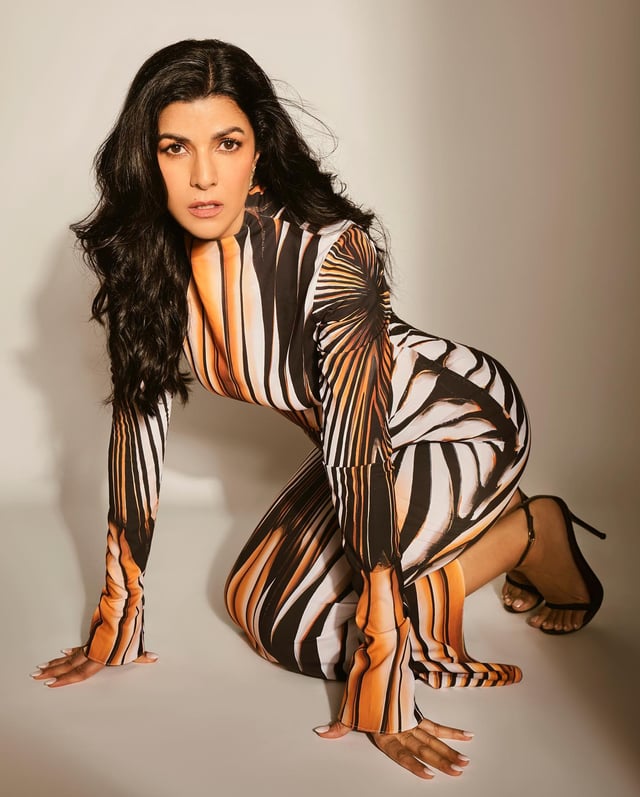 nimrat kaur feet 6