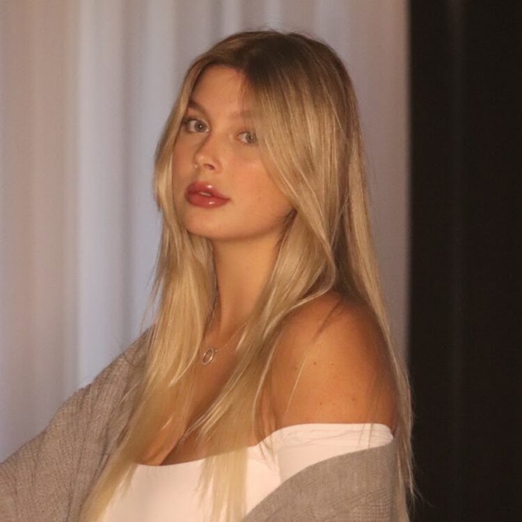 nina castanheira feet 6