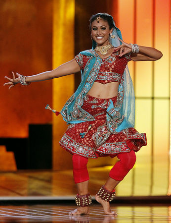 nina davuluri feet 4