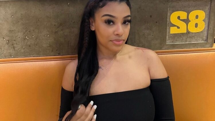 nina santiago feet 4