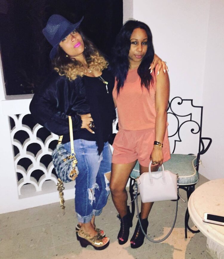 nina simone smith feet 1