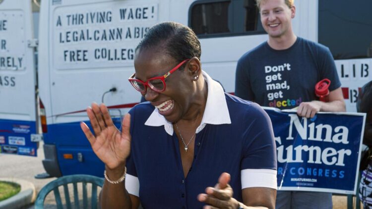 nina turner feet 6