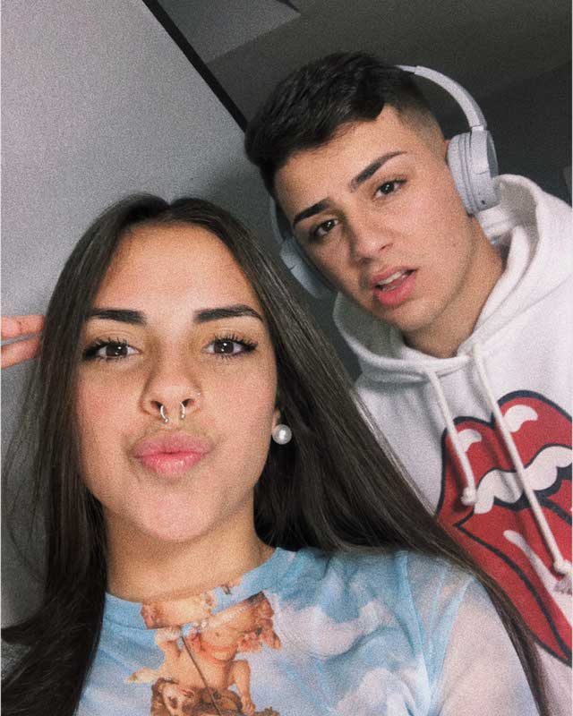 niniva leon gil feet 3