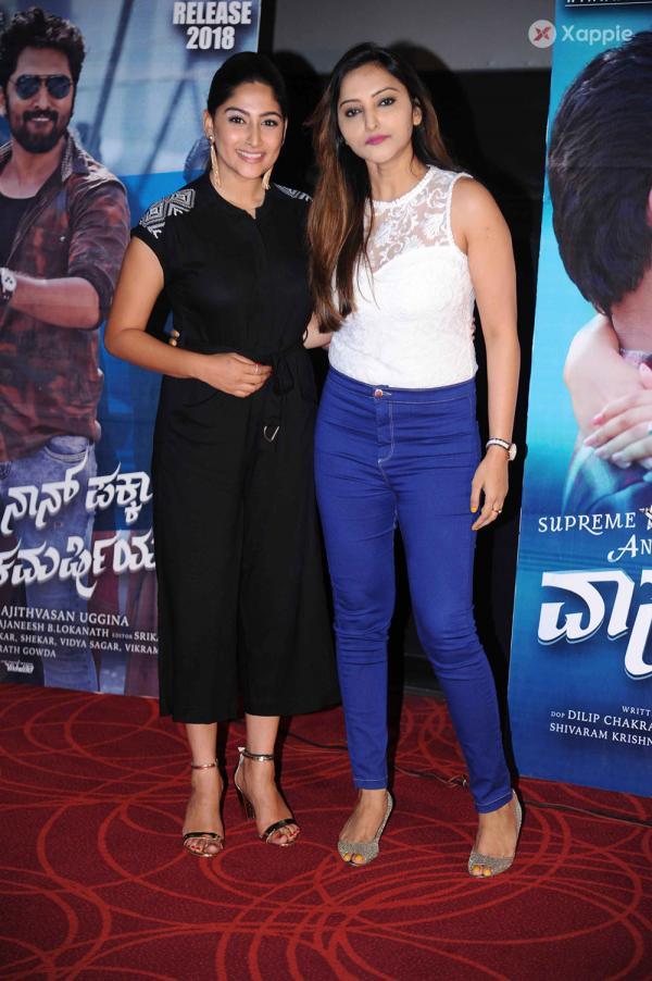 nishvika naidu feet 5