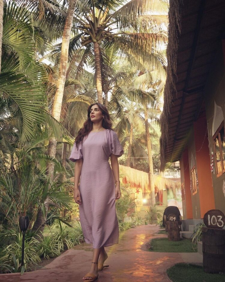 nitasha singh feet 3