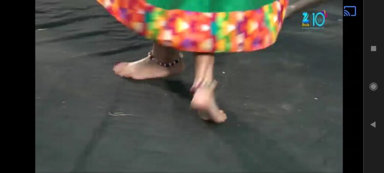 nithya ram feet 1