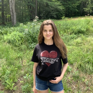 nixie strazza feet 1