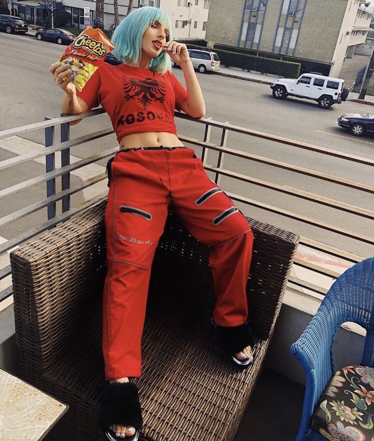 njomza feet 3