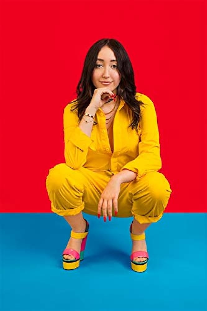 noah cyrus feet 1