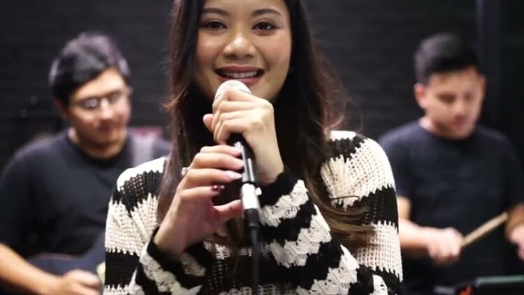 noella sisterina feet 2