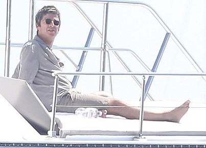 noelle gallagher feet 5