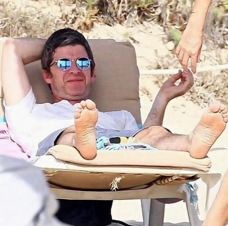 noelle gallagher feet