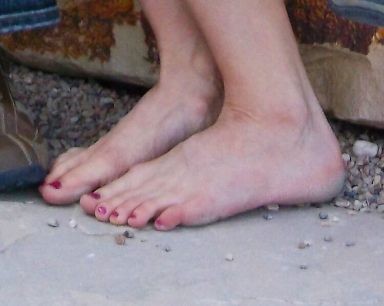 noelle pikus pace feet
