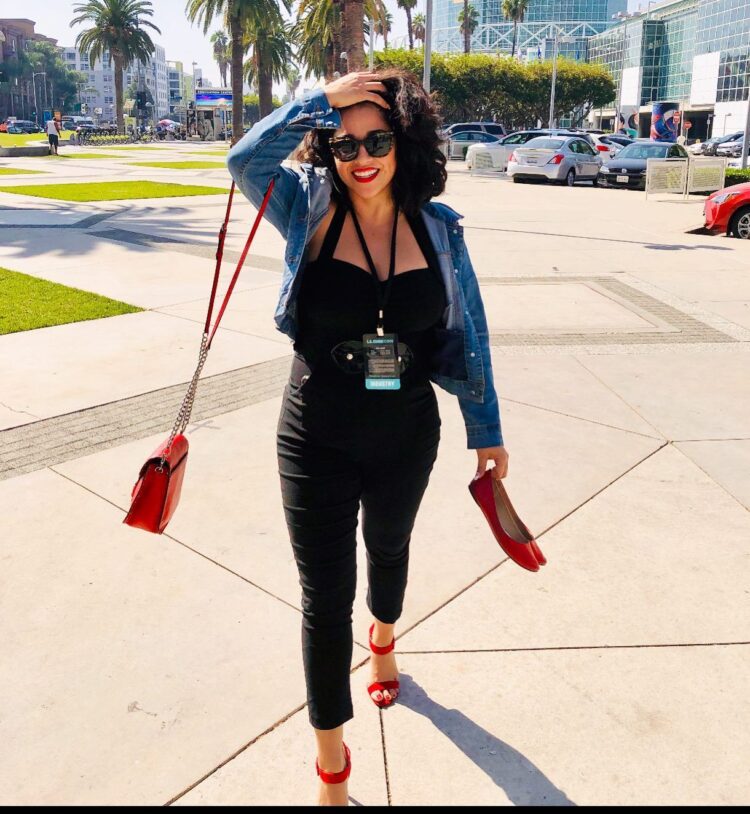 noemi gonzalez feet 3