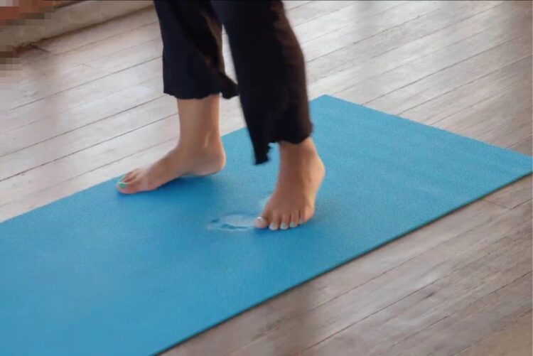 noemi salazar feet 1