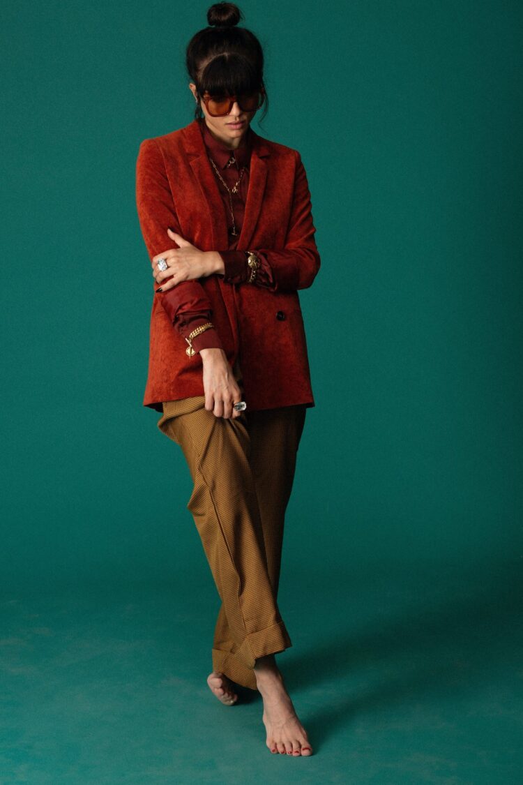 noga erez feet scaled