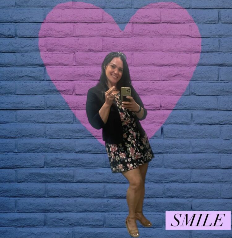 nohemi vergara feet 4