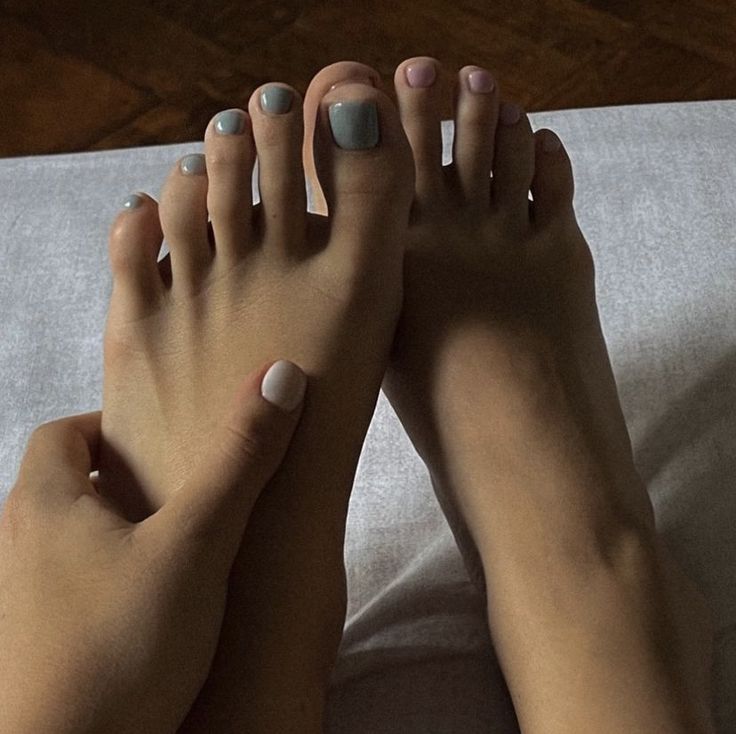noname feet 6