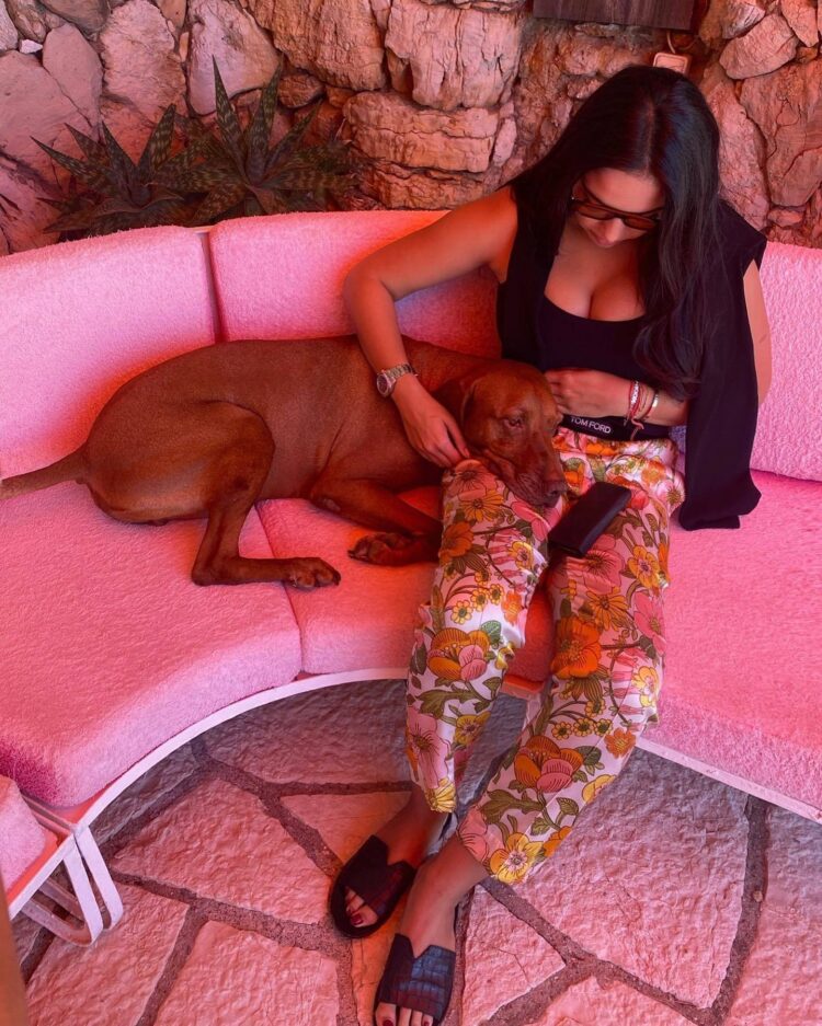 noor alfallah feet 6