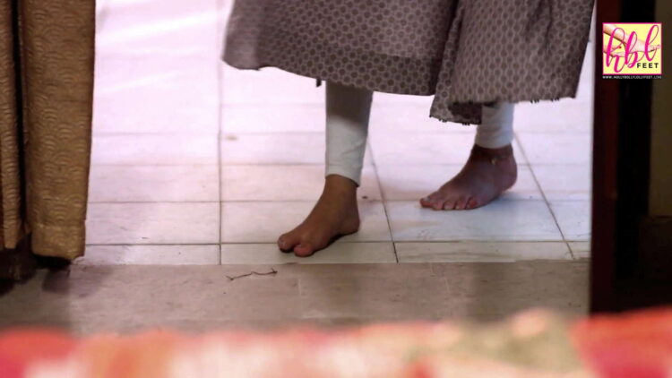 noor khan feet 1