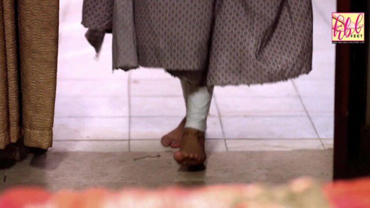 noor khan feet 4