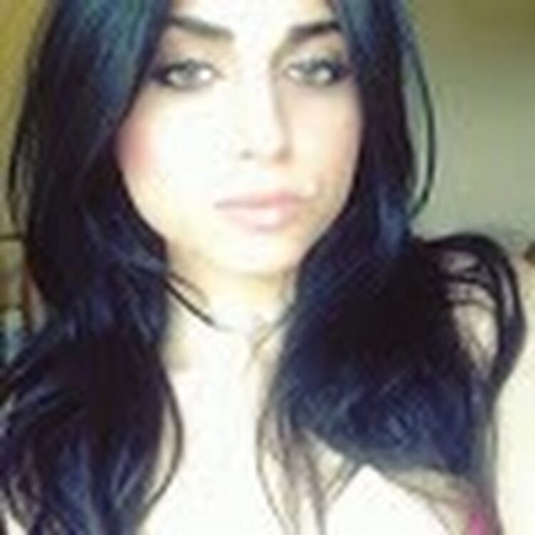 nora al obaidi feet 6