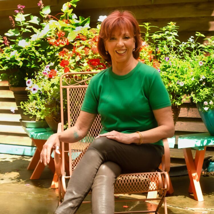 nora roberts feet 3