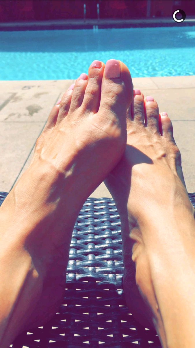 nora segura feet