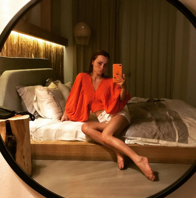 nora tokhosepyan feet