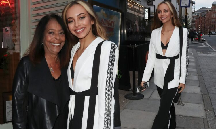 norma thirlwall feet 6