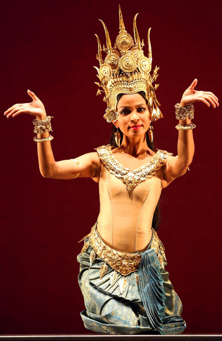 norodom buppha devi feet 6