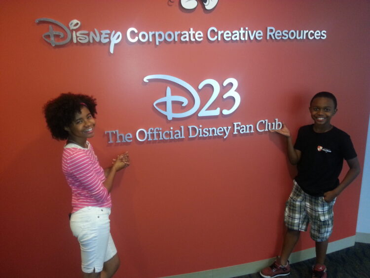 notlim taylor feet 6 scaled