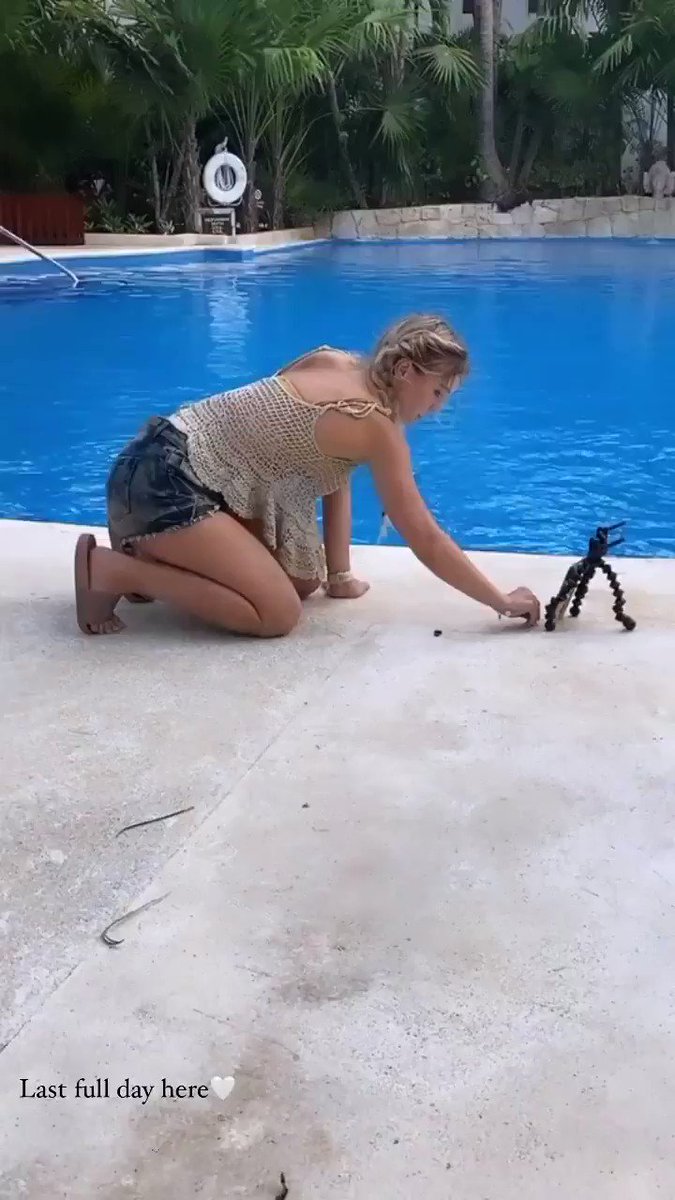 nour ardakani feet 6