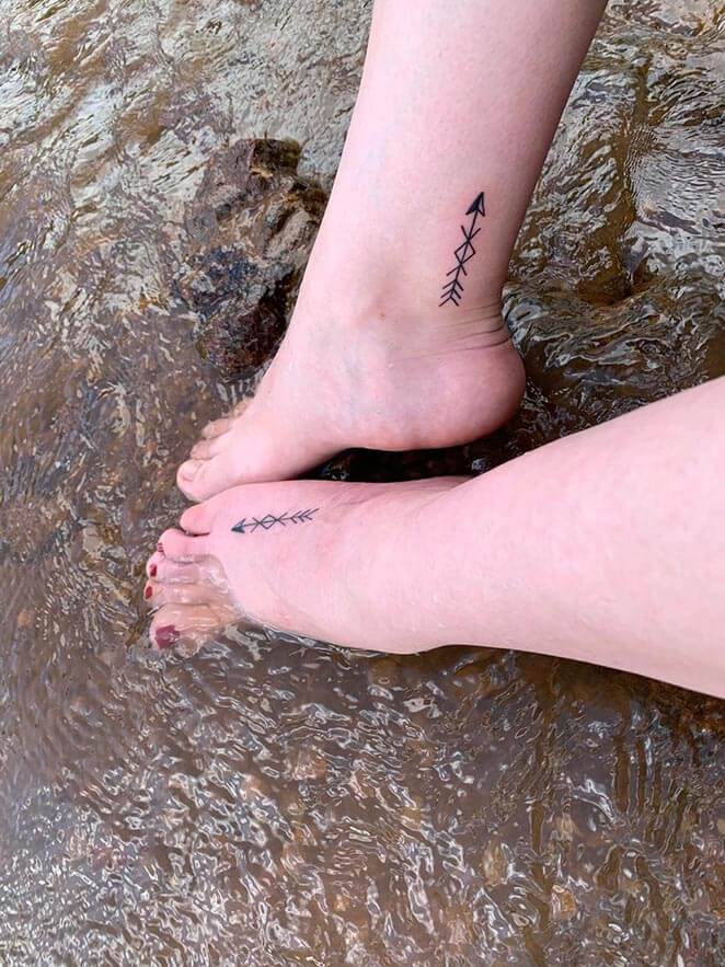 nubia oliiver feet 4