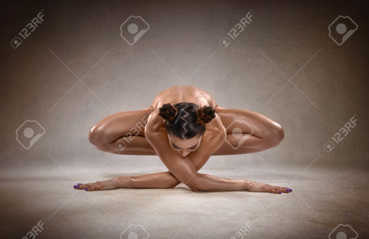 nude yoga girl feet 4