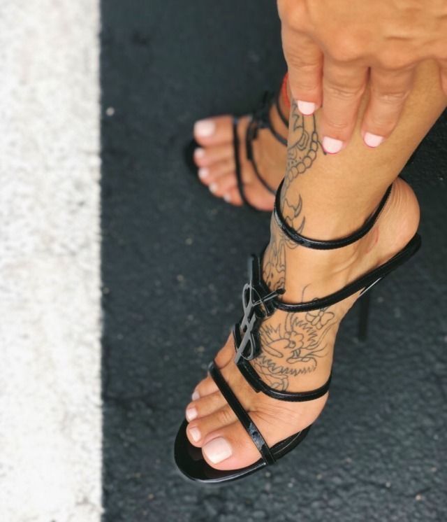 nunu nellz feet 6