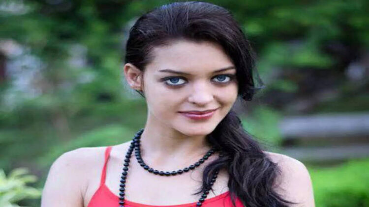 nurinlofa adrianna kirana feet 4