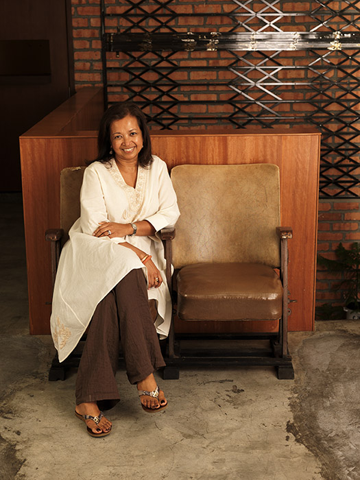 nurul izzah anwar feet 2