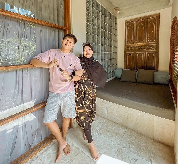 nurul mukharomah feet 3