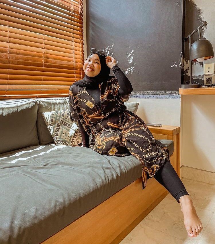 nurul mukharomah feet