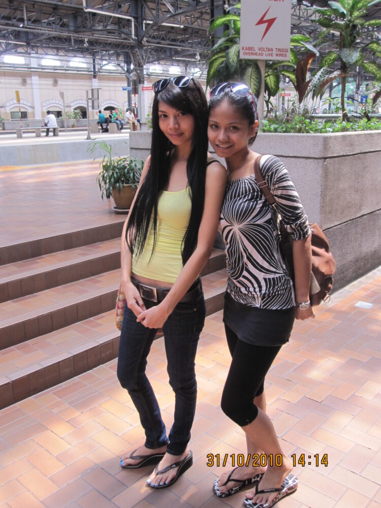 nurulain edruce feet scaled