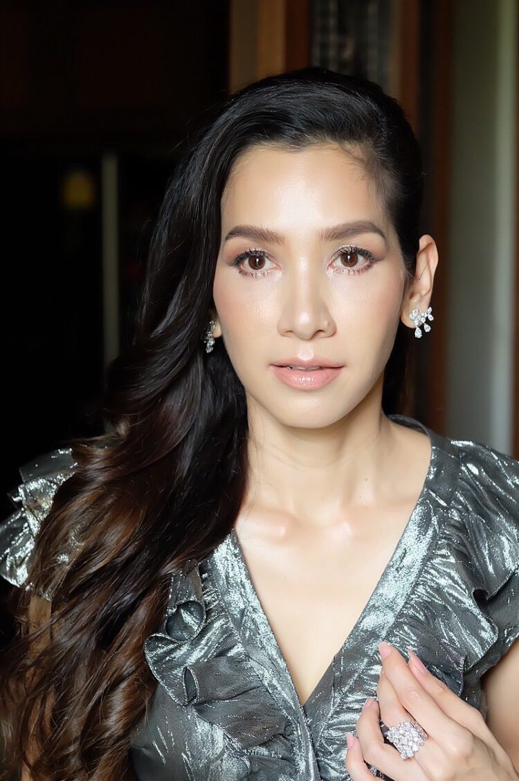 nussaba punnakan feet 3